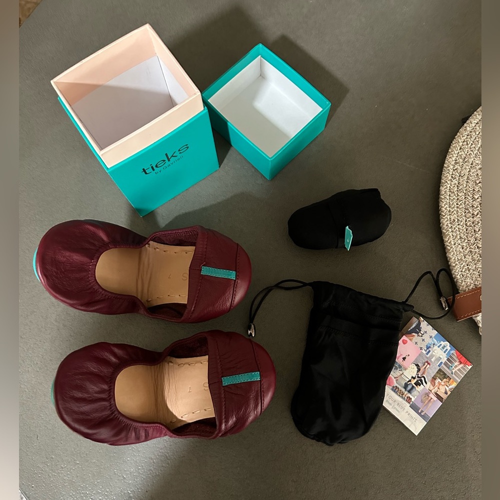 tieks by Gavrieli size 7 brand new